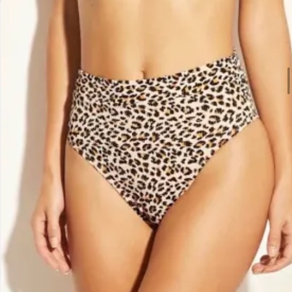 |Cheetah Print Xhilaration Bikini/padded top -med &High-RiseHigh Cut Bottom-sm - Picture 9 of 14